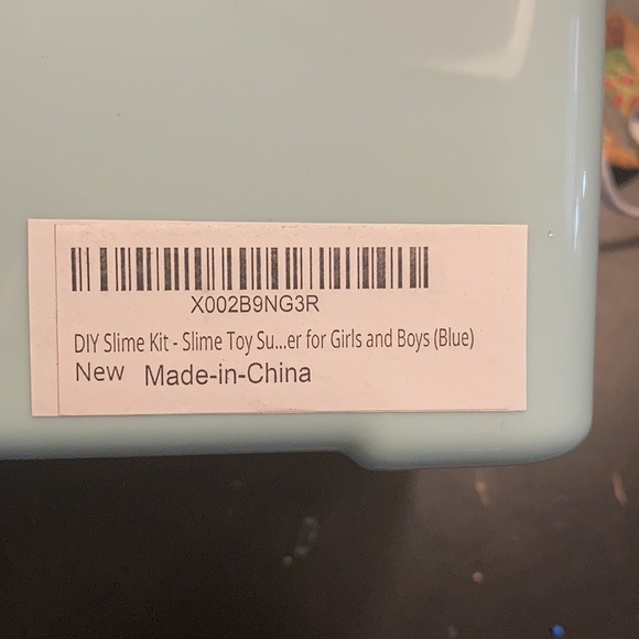 DIY Slime Kit - Picture 8 of 9